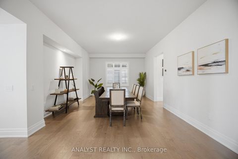 Photo 6 at 189 McMichael Avenue, Kleinburg, Vaughan