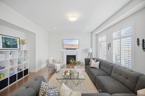 Photo 8 at 189 McMichael Avenue, Kleinburg, Vaughan