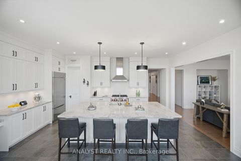 Photo 10 at 189 McMichael Avenue, Kleinburg, Vaughan