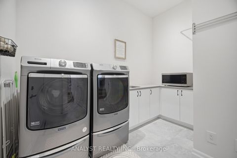 Photo 21 at 189 McMichael Avenue, Kleinburg, Vaughan