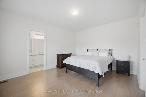 Photo 33 at 189 McMichael Avenue, Kleinburg, Vaughan
