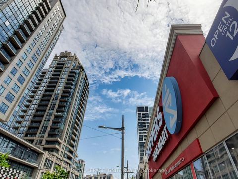 Photo 3 at 204 - 500 St.Clair Avenue W, Forest Hill South, Toronto