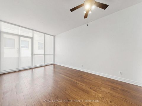 Photo 8 at 204 - 500 St.Clair Avenue W, Forest Hill South, Toronto
