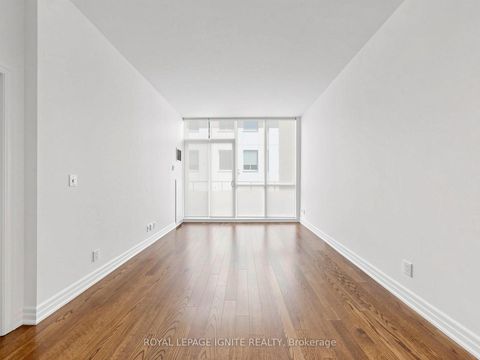 Photo 9 at 204 - 500 St.Clair Avenue W, Forest Hill South, Toronto