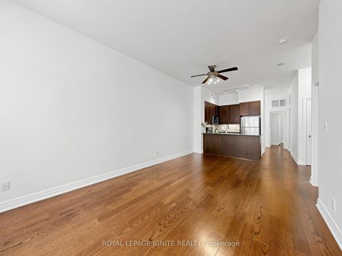 Photo 12 at 204 - 500 St.Clair Avenue W, Forest Hill South, Toronto