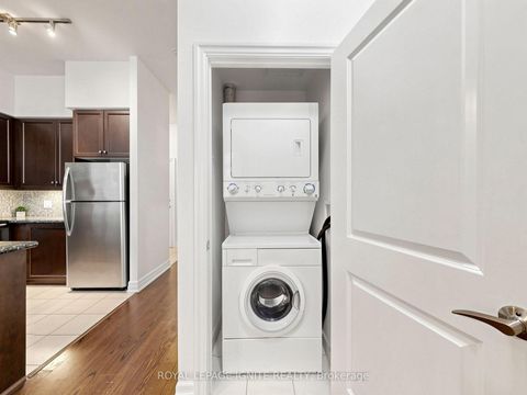 Photo 28 at 204 - 500 St.Clair Avenue W, Forest Hill South, Toronto