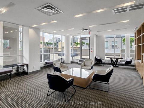 Photo 42 at 204 - 500 St.Clair Avenue W, Forest Hill South, Toronto