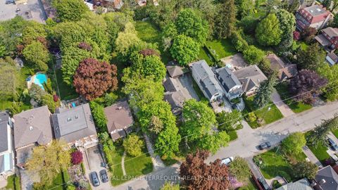 Photo 3 at 65 Burnhamthorpe Crescent, City Centre West, Toronto