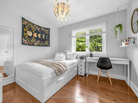 Photo 13 at 83 Berkinshaw Crescent, Don Mills, Toronto