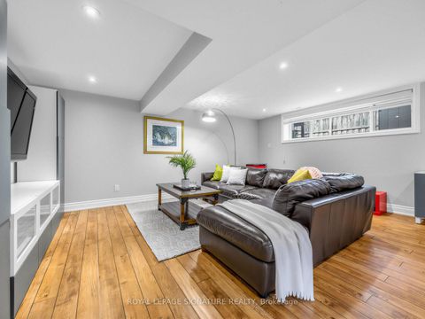 Photo 16 at 83 Berkinshaw Crescent, Don Mills, Toronto