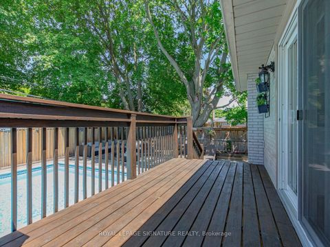 Photo 22 at 83 Berkinshaw Crescent, Don Mills, Toronto