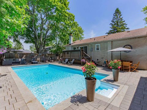 Photo 28 at 83 Berkinshaw Crescent, Don Mills, Toronto