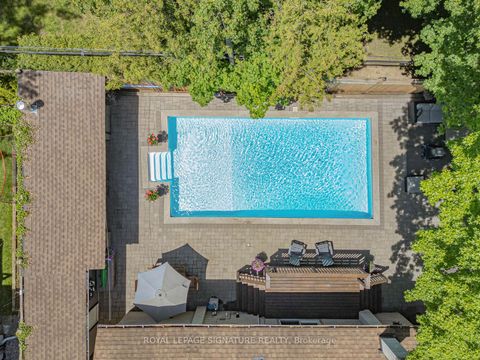Photo 32 at 83 Berkinshaw Crescent, Don Mills, Toronto