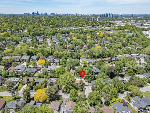 Photo 35 at 83 Berkinshaw Crescent, Don Mills, Toronto