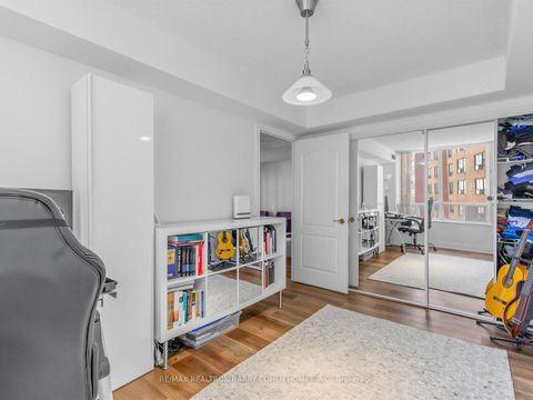 Photo 15 at 812 - 5418 Yonge Street, Willowdale West, Toronto
