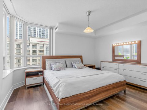 Photo 17 at 812 - 5418 Yonge Street, Willowdale West, Toronto