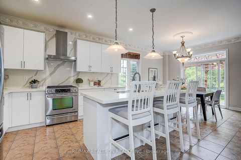 Photo 11 at 76 Boswell Road, Box Grove, Markham