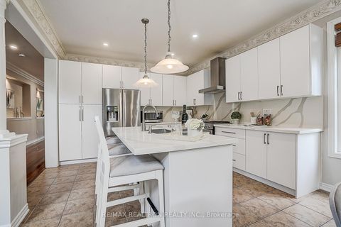 Photo 12 at 76 Boswell Road, Box Grove, Markham