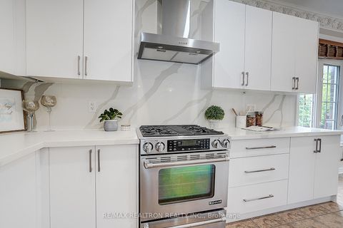 Photo 14 at 76 Boswell Road, Box Grove, Markham
