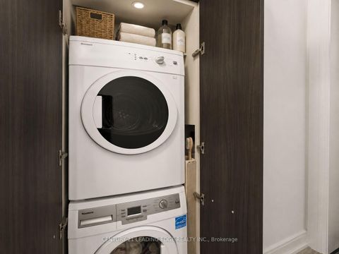 Photo 4 at 3906 - 50 Charles Street E, Yonge Corridor, Toronto