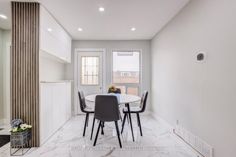 Photo 5 at 122 Ormond Drive, Samac, Oshawa