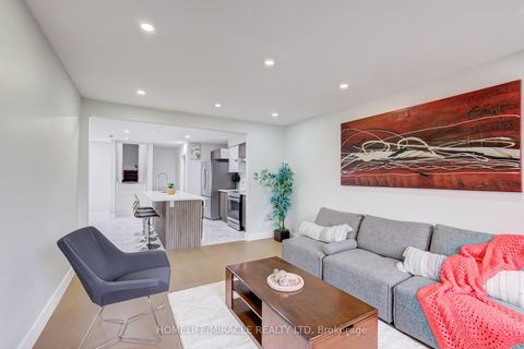Photo 16 at 122 Ormond Drive, Samac, Oshawa