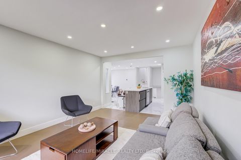 Photo 17 at 122 Ormond Drive, Samac, Oshawa