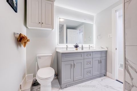 Photo 20 at 122 Ormond Drive, Samac, Oshawa