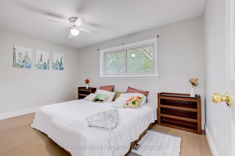 Photo 22 at 122 Ormond Drive, Samac, Oshawa