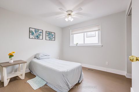 Photo 26 at 122 Ormond Drive, Samac, Oshawa
