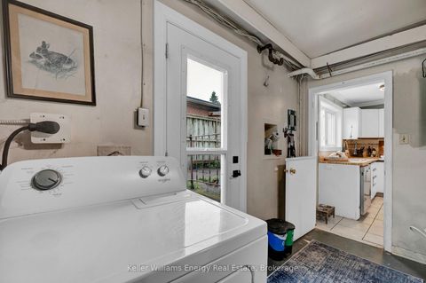 Photo 18 at 906 Centre Street N, Williamsburg, Whitby
