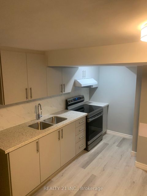 Photo 29 at 24 Beveridge Drive, Donalda, Toronto