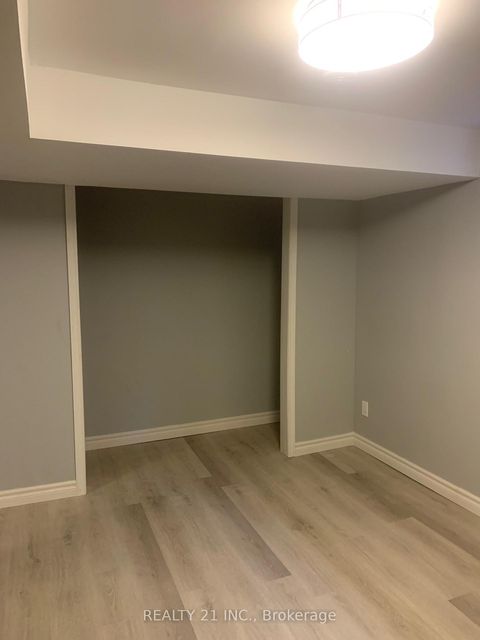 Photo 31 at 24 Beveridge Drive, Donalda, Toronto
