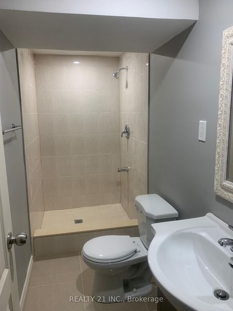 Photo 32 at 24 Beveridge Drive, Donalda, Toronto