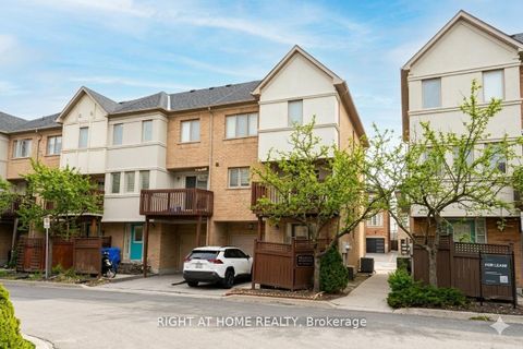 Photo 1 at 1 - 11 West Deane Park Drive, West Deane, Toronto