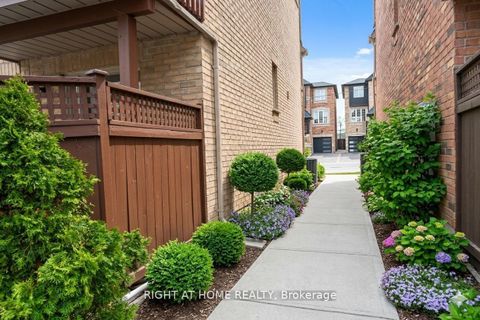 Photo 2 at 1 - 11 West Deane Park Drive, West Deane, Toronto