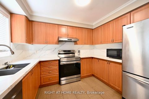 Photo 6 at 1 - 11 West Deane Park Drive, West Deane, Toronto
