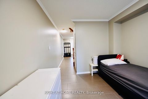 Photo 16 at 1 - 11 West Deane Park Drive, West Deane, Toronto