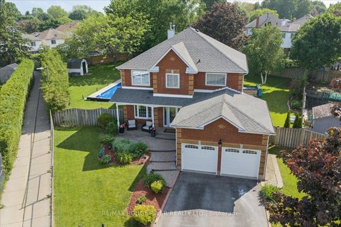 Photo 0 at 6 Snowden Court, Newcastle, Clarington