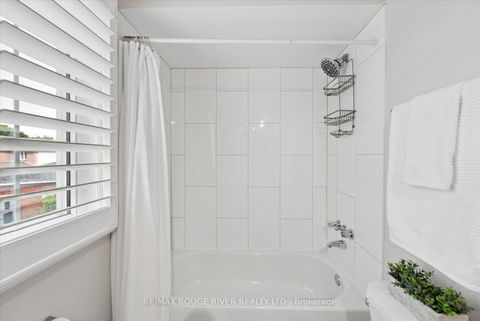 Photo 23 at 6 Snowden Court, Newcastle, Clarington