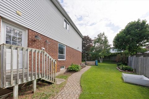 Photo 33 at 6 Snowden Court, Newcastle, Clarington