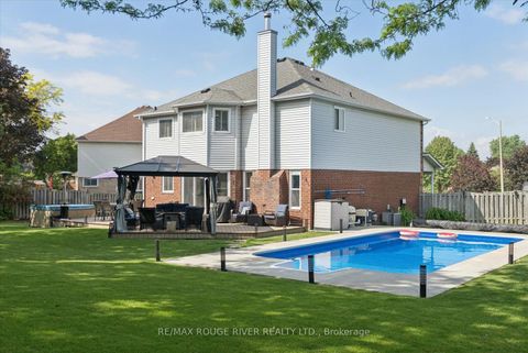 Photo 38 at 6 Snowden Court, Newcastle, Clarington
