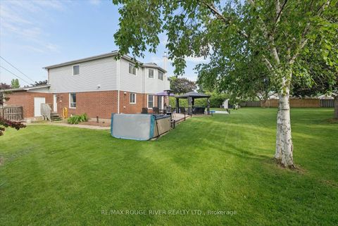 Photo 41 at 6 Snowden Court, Newcastle, Clarington