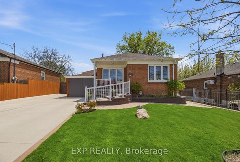 Photo 1 at 45 Flamborough Drive, Amesbury, Toronto