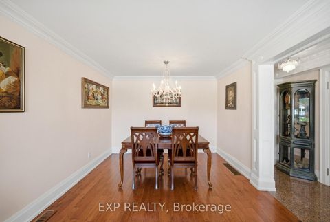 Photo 4 at 45 Flamborough Drive, Amesbury, Toronto