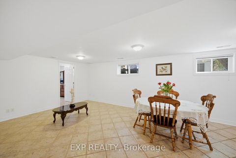 Photo 12 at 45 Flamborough Drive, Amesbury, Toronto