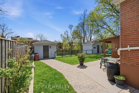 Photo 18 at 45 Flamborough Drive, Amesbury, Toronto