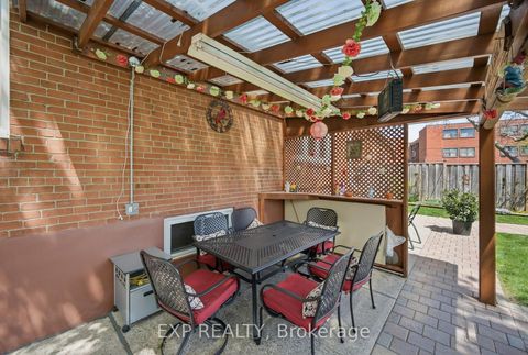 Photo 20 at 45 Flamborough Drive, Amesbury, Toronto