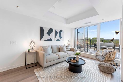 Photo 12 at 611 - 5 Lakeview Avenue, Bellwoods, Toronto
