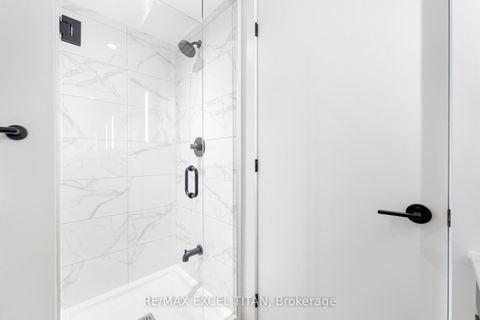 Photo 21 at 611 - 5 Lakeview Avenue, Bellwoods, Toronto
